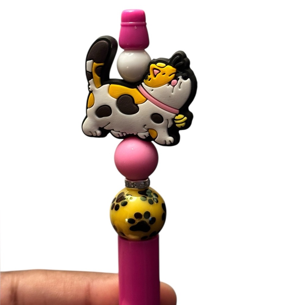 Custom made Yellow & Pink Beaded Cat Pen - Picture 2 of 2